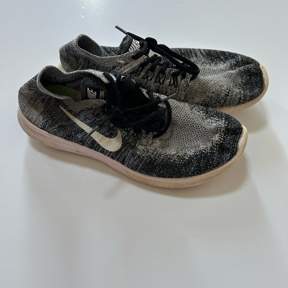 Nike Black and White Knit Sneakers